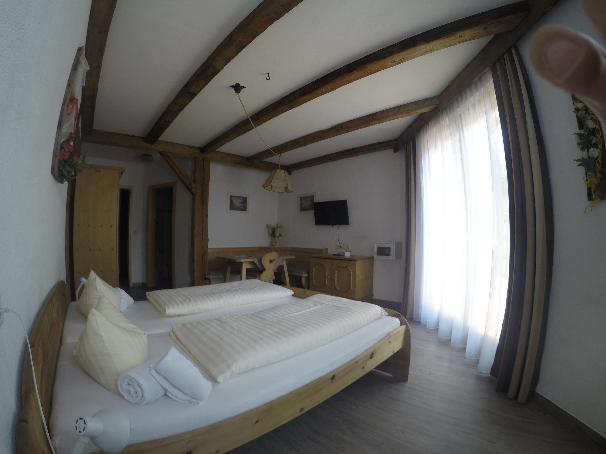 Hotel Hohe Tauern Матрай-ін-Осттіроль Екстер'єр фото